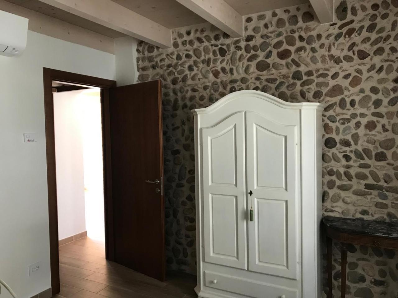 La Piazzetta Inn Goito (Lombardy)